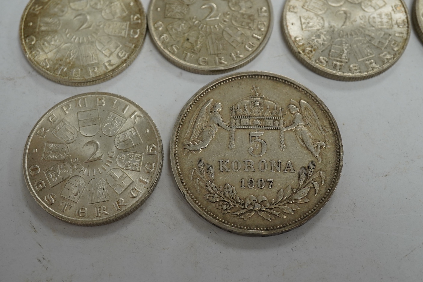 Austria, silver coins, fifteen 2 shillings, 1930s and other coins, including-, five - Death of Engelbert Dollfuss 2 Schillings, 1934, VF to about EF, two - 200th Anniversary of birth of Joseph Haydn 2 schillings, 1932, a